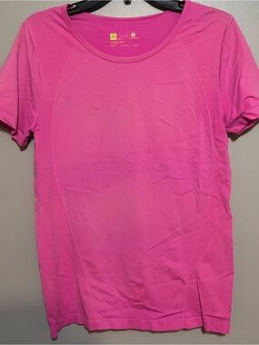 Xersion Women's Short Sleeve Active Tee - Bright Pink